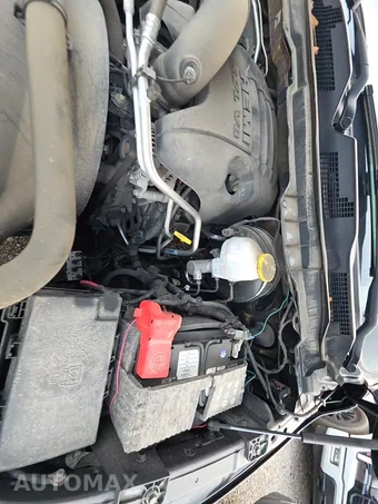 2019 Ram 1500 Classic SLT Crew Cab Short Bed – miniatura 24