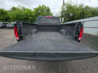 2019 Ram 1500 Classic SLT Crew Cab Short Bed – miniatura 11