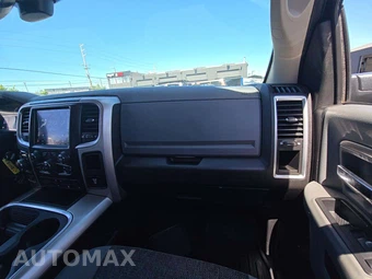 2019 Ram 1500 Classic SLT Crew Cab Short Bed - miniatura 19