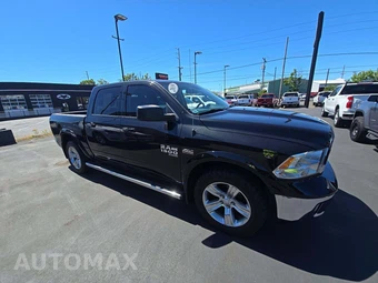 2019 Ram 1500 Classic SLT Crew Cab Short Bed - miniatura 4
