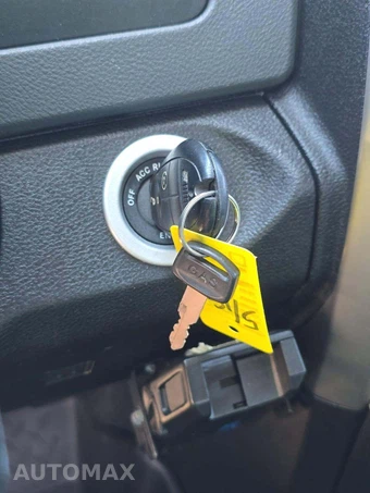 2019 Ram 1500 Classic SLT Crew Cab Short Bed - miniatura 8