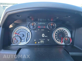 2019 Ram 1500 Classic SLT Crew Cab Short Bed - miniatura 9