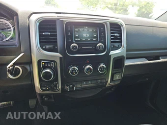 2019 Ram 1500 Classic SLT Crew Cab Short Bed - miniatura 10
