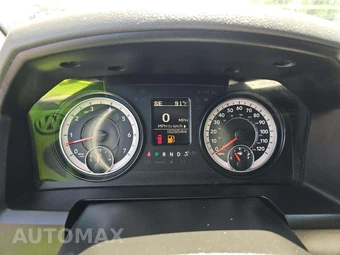 2019 Ram 1500 Classic SLT Crew Cab Short Bed - miniatura 9