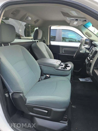 2019 Ram 1500 Classic SLT Regular Cab Medium Bed – miniatura 16
