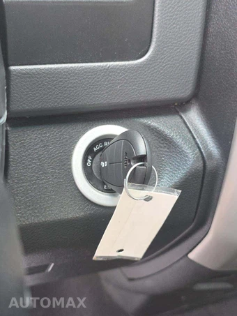 2019 Ram 1500 Classic SLT Regular Cab Medium Bed – miniatura 8