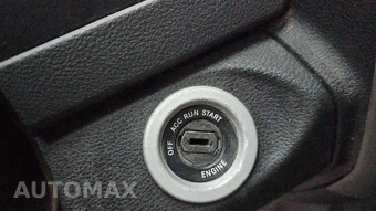 2019 Ram 1500 Classic Tradesman Crew Cab Medium Bed – miniatura 18