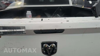 2019 Ram 1500 Classic Tradesman Crew Cab Medium Bed – miniatura 28
