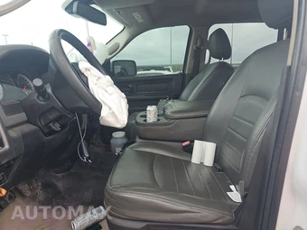 2019 Ram 1500 Classic Tradesman Crew Cab Medium Bed – miniatura 7