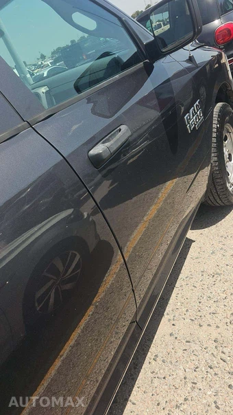 2019 Ram 1500 Classic Tradesman Crew Cab Short Bed - miniatura 21