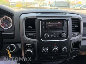 2019 Ram 1500 Classic Tradesman Crew Cab Short Bed - miniatura 10