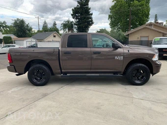 2019 Ram 1500 Classic Tradesman Crew Cab Short Bed - miniatura 4