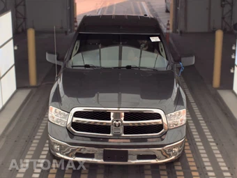 2019 Ram 1500 Classic Tradesman Crew Cab Short Bed - miniatura 2