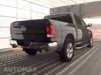 2019 Ram 1500 Classic Tradesman Crew Cab Short Bed - miniatura 4