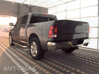 2019 Ram 1500 Classic Tradesman Crew Cab Short Bed - miniatura 6
