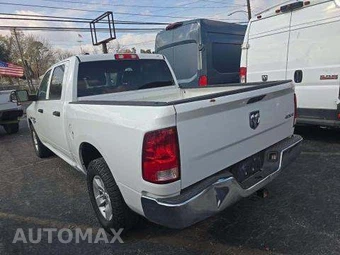 2019 Ram 1500 Classic Tradesman Crew Cab Short Bed - miniatura 2