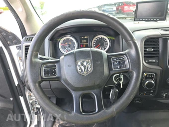2019 Ram 1500 Classic Tradesman Crew Cab Short Bed - miniatura 10