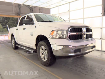 2019 Ram 1500 Classic Tradesman Crew Cab Short Bed - miniatura 3