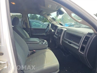 2019 Ram 1500 Classic Tradesman Crew Cab Short Bed - miniatura 8