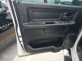 2019 Ram 1500 Classic Tradesman Crew Cab Short Bed - miniatura 9