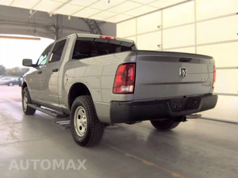 2019 Ram 1500 Classic Tradesman Crew Cab Short Bed - miniatura 6