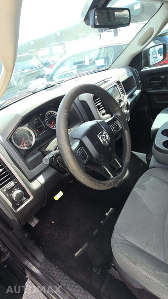 2019 Ram 1500 Classic Tradesman Extended Cab Medium Bed – miniatura 26