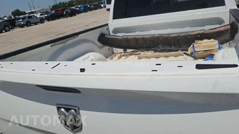 2019 Ram 1500 Classic Tradesman Extended Cab Medium Bed – miniatura 23