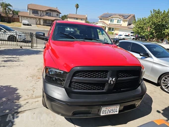2019 Ram 1500 Classic Tradesman Extended Cab Medium Bed – miniatura 2