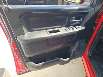 2019 Ram 1500 Classic Tradesman Extended Cab Medium Bed – miniatura 9
