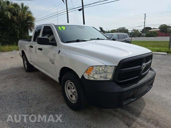 2019 Ram 1500 Classic Tradesman Extended Cab Medium Bed – miniatura 4
