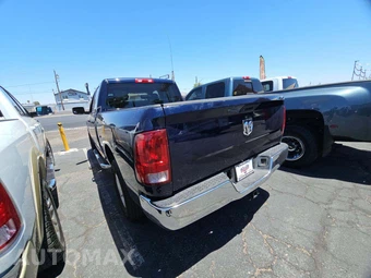2019 Ram 1500 Classic Tradesman Extended Cab Medium Bed – miniatura 2
