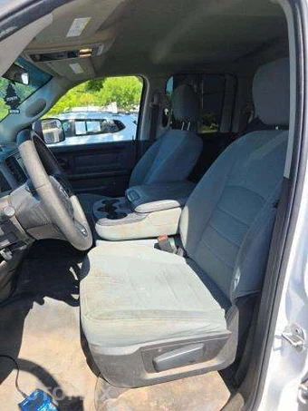 2019 Ram 1500 Classic Tradesman Extended Cab Medium Bed – miniatura 6