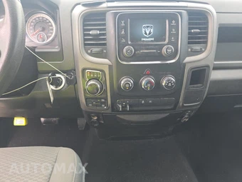 2019 Ram 1500 Classic Tradesman Extended Cab Medium Bed – miniatura 11