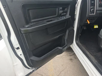 2019 Ram 1500 Classic Tradesman Extended Cab Medium Bed – miniatura 9