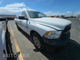 2019 Ram 1500 Classic Tradesman Regular Cab Long Bed – miniatura 3