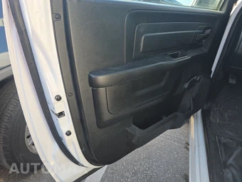 2019 Ram 1500 Classic Tradesman Regular Cab Long Bed - miniatura 9