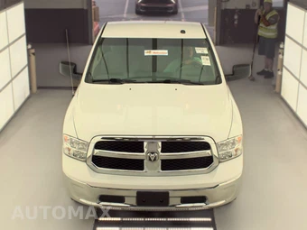 2019 Ram 1500 Classic Tradesman Regular Cab Long Bed - miniatura 2