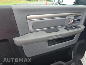 2019 Ram 1500 Classic Tradesman Regular Cab Long Bed – miniatura 9