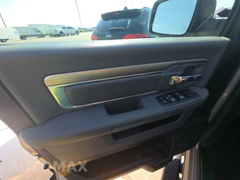 2019 Ram 1500 Classic Warlock Extended Cab Medium Bed - miniatura 9