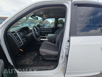 2019 Ram 1500 Classic Warlock Extended Cab Medium Bed - miniatura 3