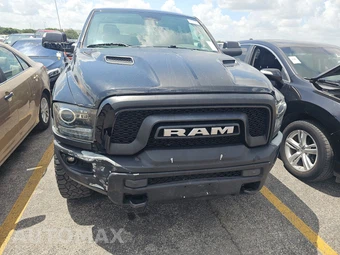 2019 Ram 1500 Classic Warlock Extended Cab Medium Bed - miniatura 2