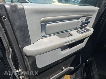 2019 Ram 1500 Classic Warlock Extended Cab Medium Bed - miniatura 9