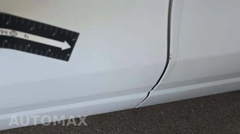 2019 Ram 1500 Laramie Crew Cab Medium Bed - miniatura 27