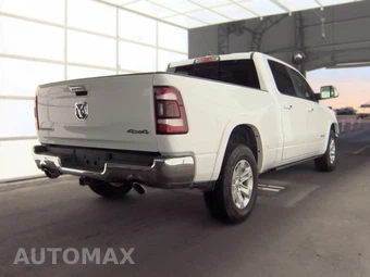 2019 Ram 1500 Laramie Crew Cab Medium Bed - miniatura 4