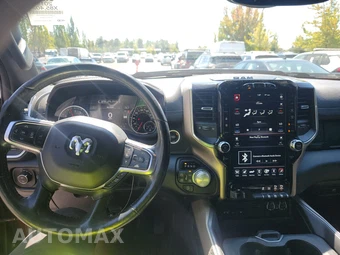 2019 Ram 1500 Laramie Crew Cab Medium Bed - miniatura 11