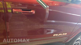 2019 Ram 1500 Laramie Crew Cab Medium Bed - miniatura 22