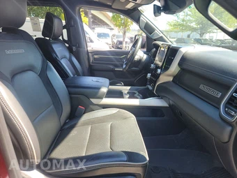 2019 Ram 1500 Laramie Crew Cab Medium Bed - miniatura 8