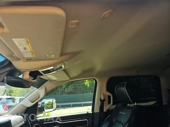 2019 Ram 1500 Laramie Crew Cab Short Bed - miniatura 17