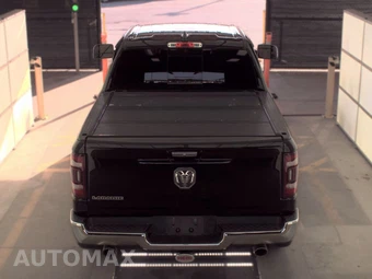 2019 Ram 1500 Laramie Crew Cab Short Bed - miniatura 5