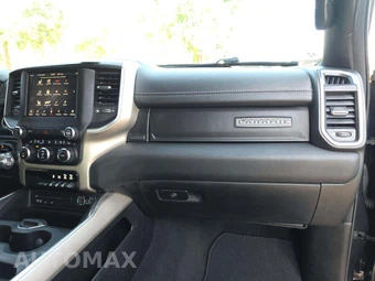 2019 Ram 1500 Laramie Crew Cab Short Bed - miniatura 19